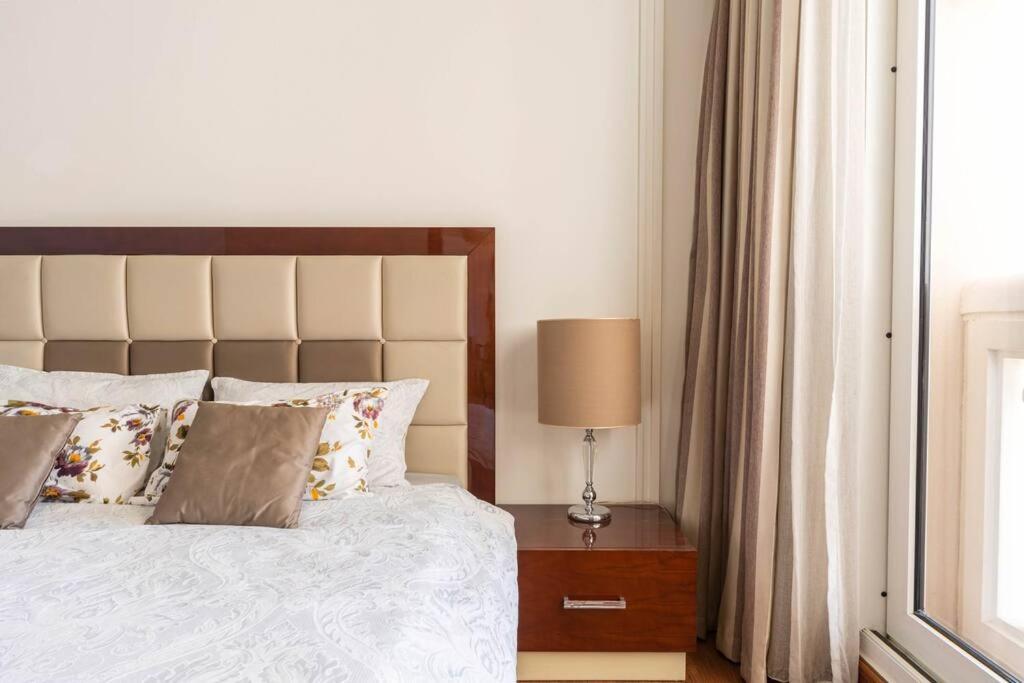 Luxury 1 Bedroom With A Private Beach Taj Granduer Residence At Palm Dubai Exterior foto